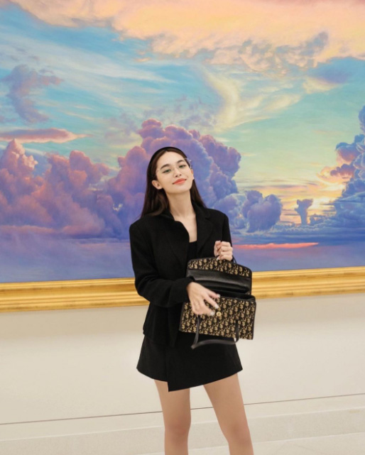 ฟ้า ยงวรี ประวัติ