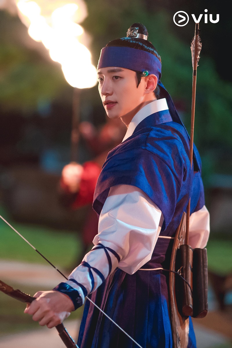 The Red Sleeve เรื่องย่อThe Red Sleeve