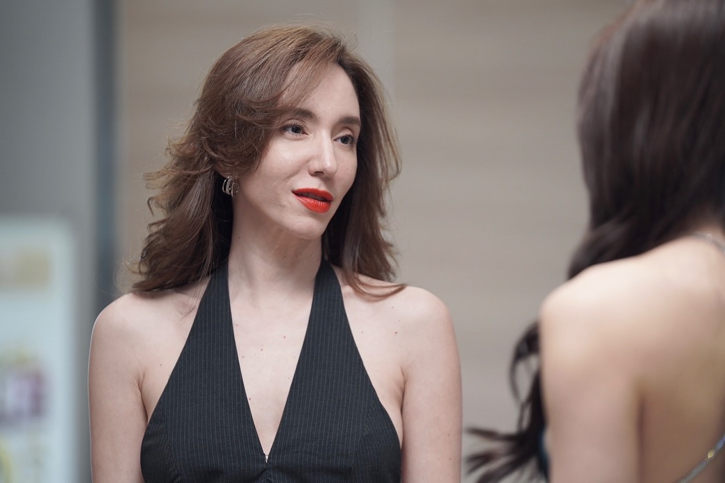 ภาพล่าสุด คลาวเดีย เผยที่มาแผลเย็บ 40 กว่าเข็ม