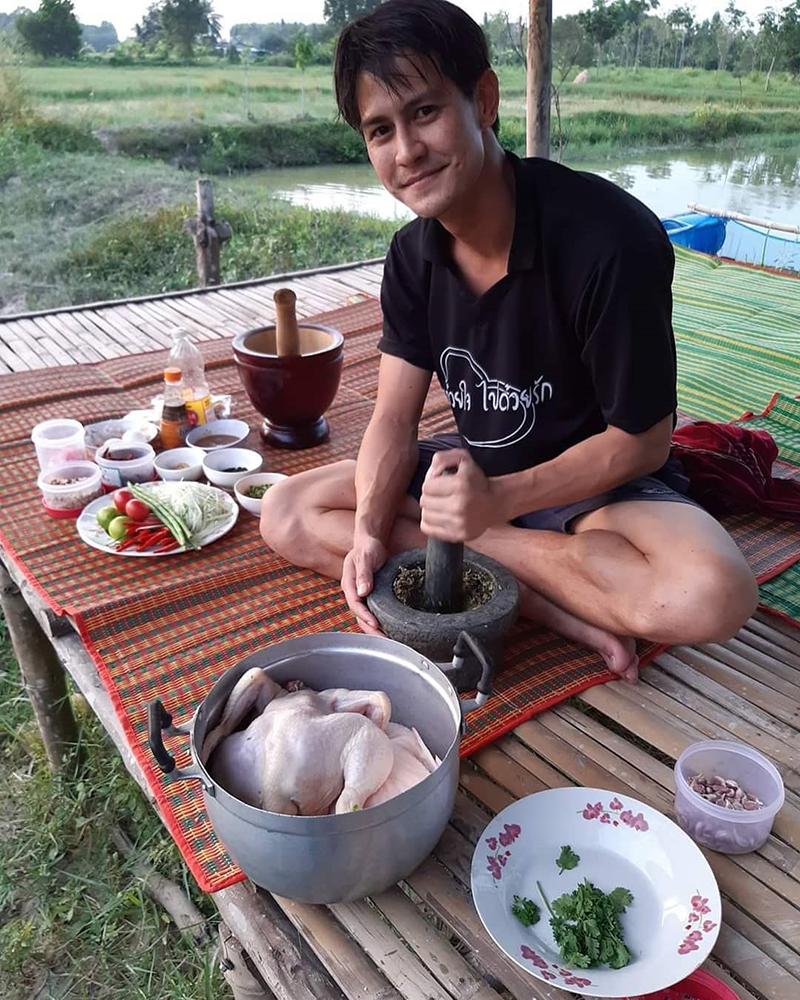 น้ำ รพีภัทร เก็บขยะขาย ได้เงินร้อยกว่าบาท คุณค่าเล็กน้อยของสิ่งของ  กับข้อคิดอันยิ่งใหญ่