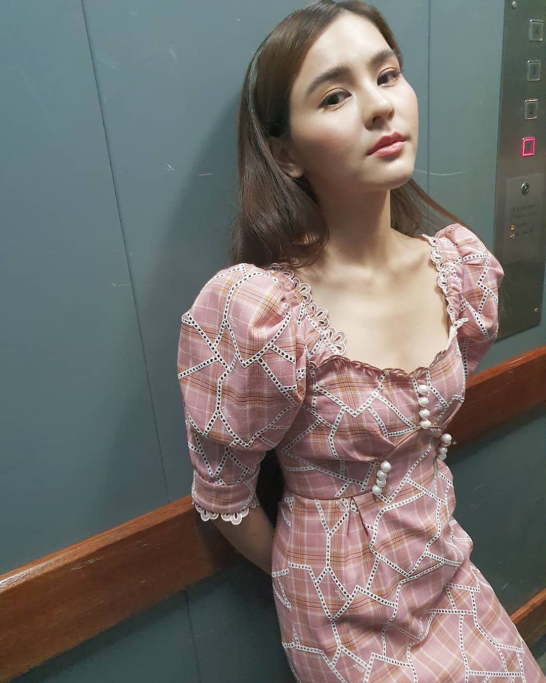 ออม สุชาร์