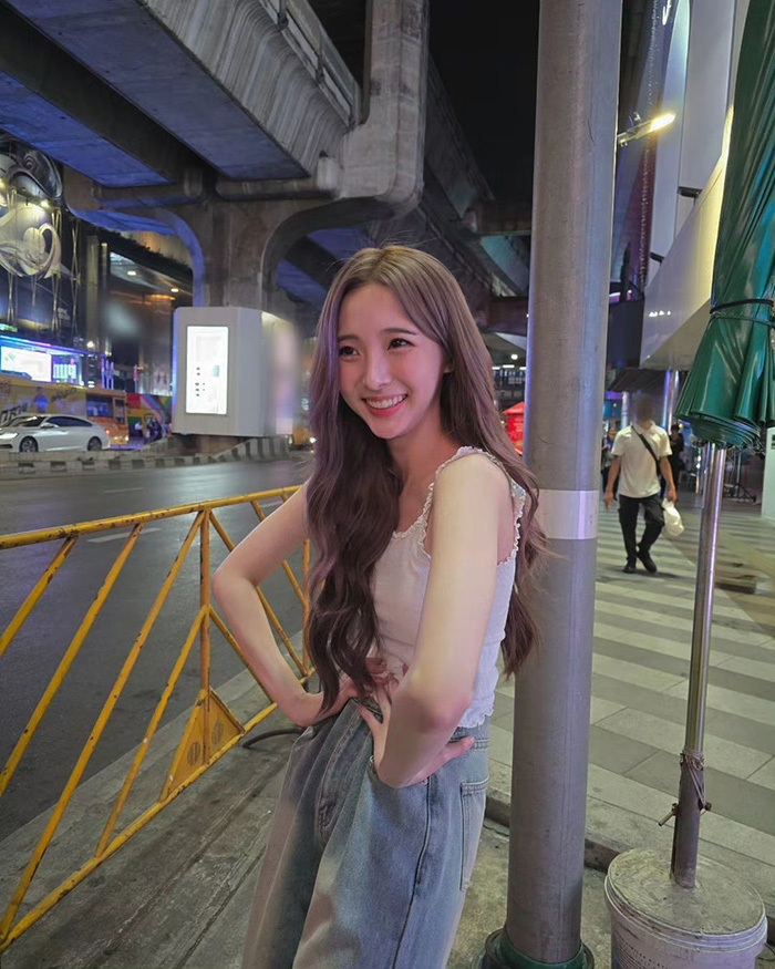 เนเน่ พรนับพัน