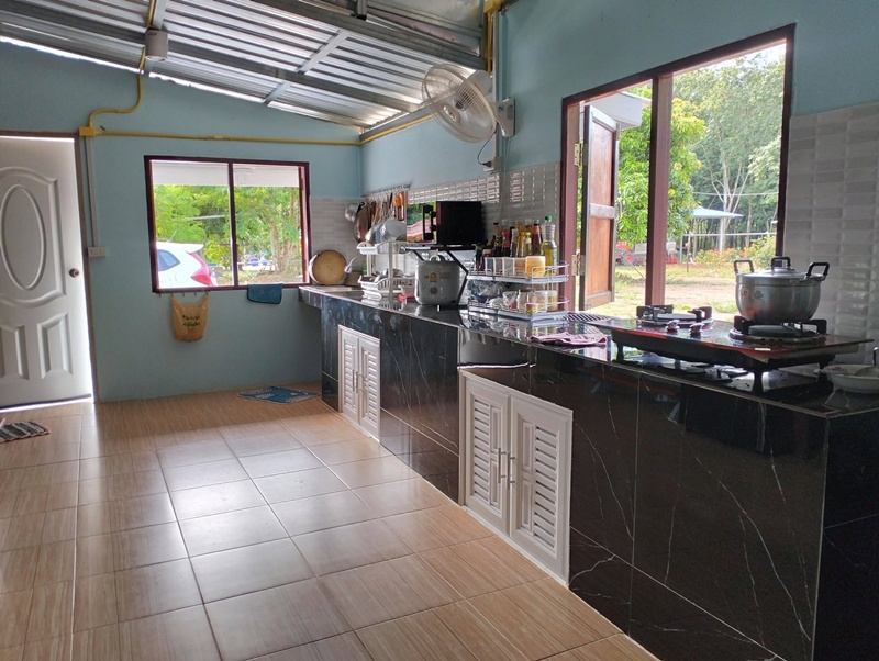 บ้านสังกะสี