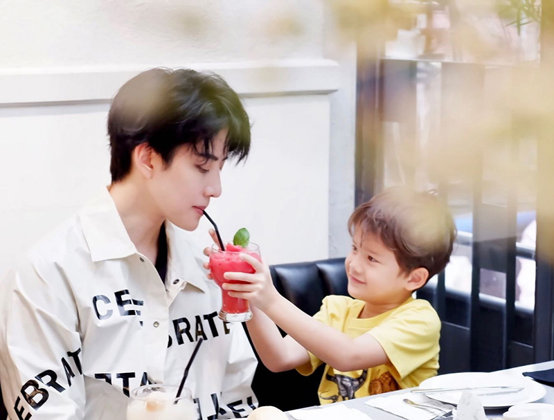 ไมค์ พิรัชต์ - น้องแม็กซ์เวลล์