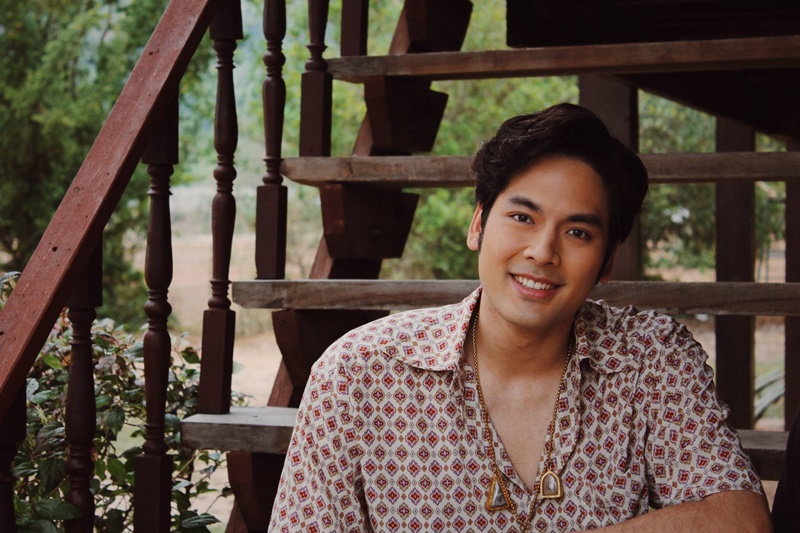 ทุ่งเสน่หา