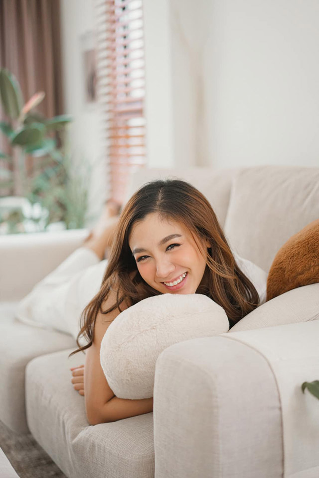 ใบเตย พรพจี