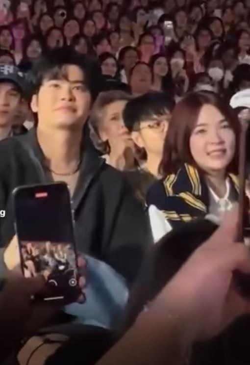 แฟนนนท์ ธนนท์