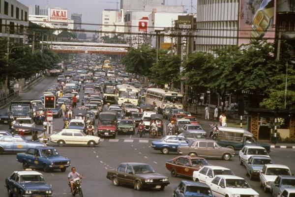 ถนนกรุงเทพ