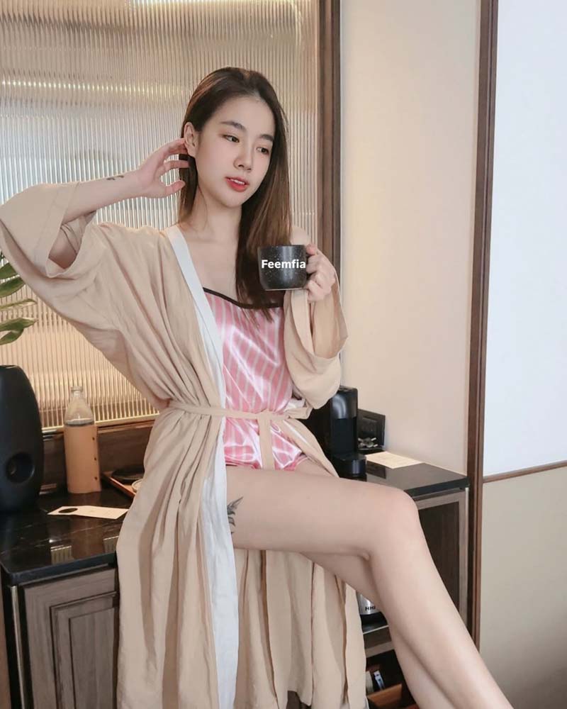 ฟีมเฟีย กชกร