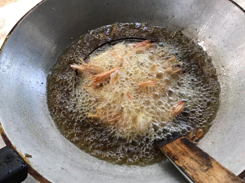 กุ้งราดซอสมะขาม