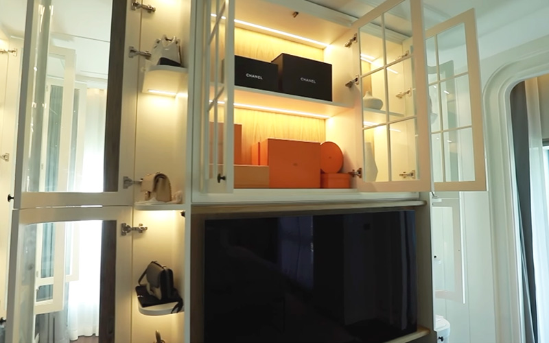 บ้าน ออม สุชาร์