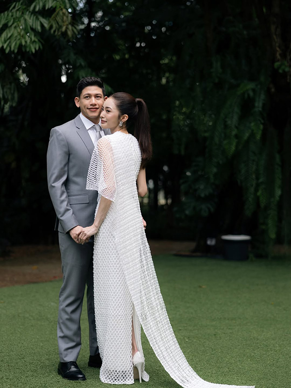 ภาพมายด์ ลภัสลัล  พาย สุนิษฐ์  ในงานหมั้น