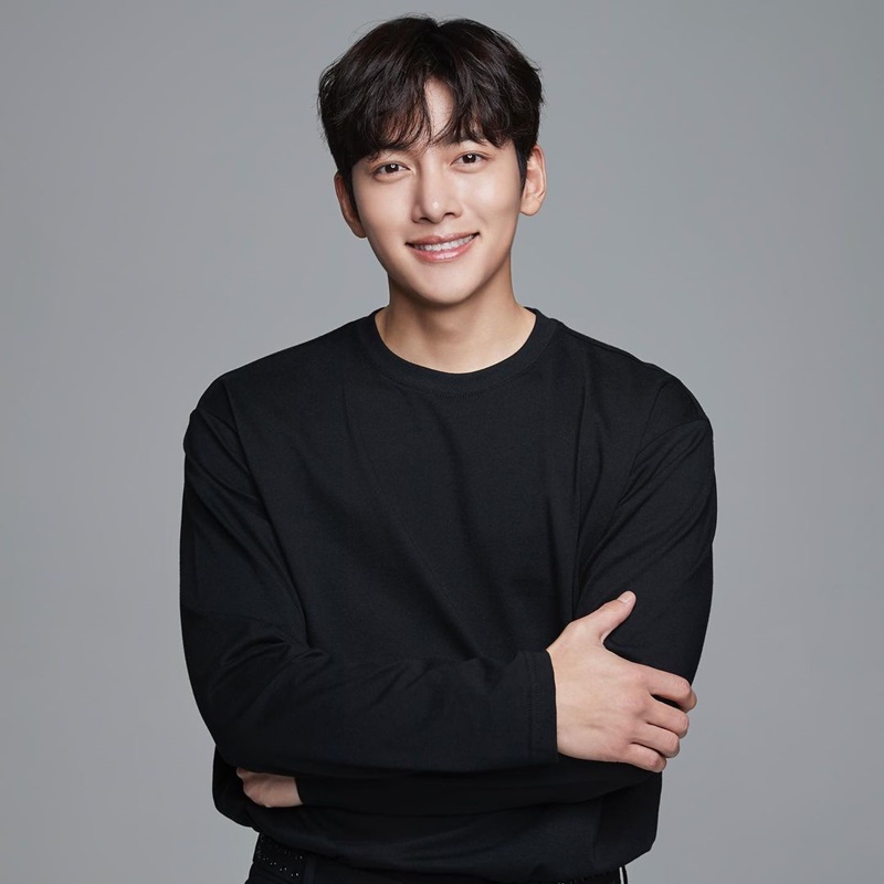 จีชางอุค ji changwook