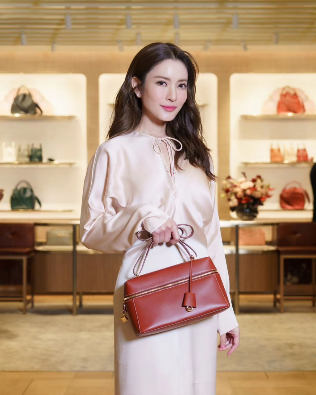  แอฟ ทักษอร