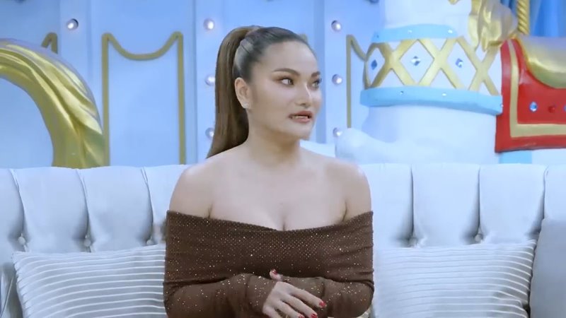 ใหม่ พัชรี เล่าปมเศร้าฝังใจ ตอน 10 ขวบ