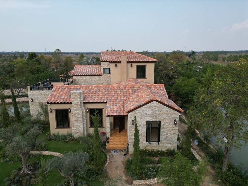 เอมมี่ รัชฎา