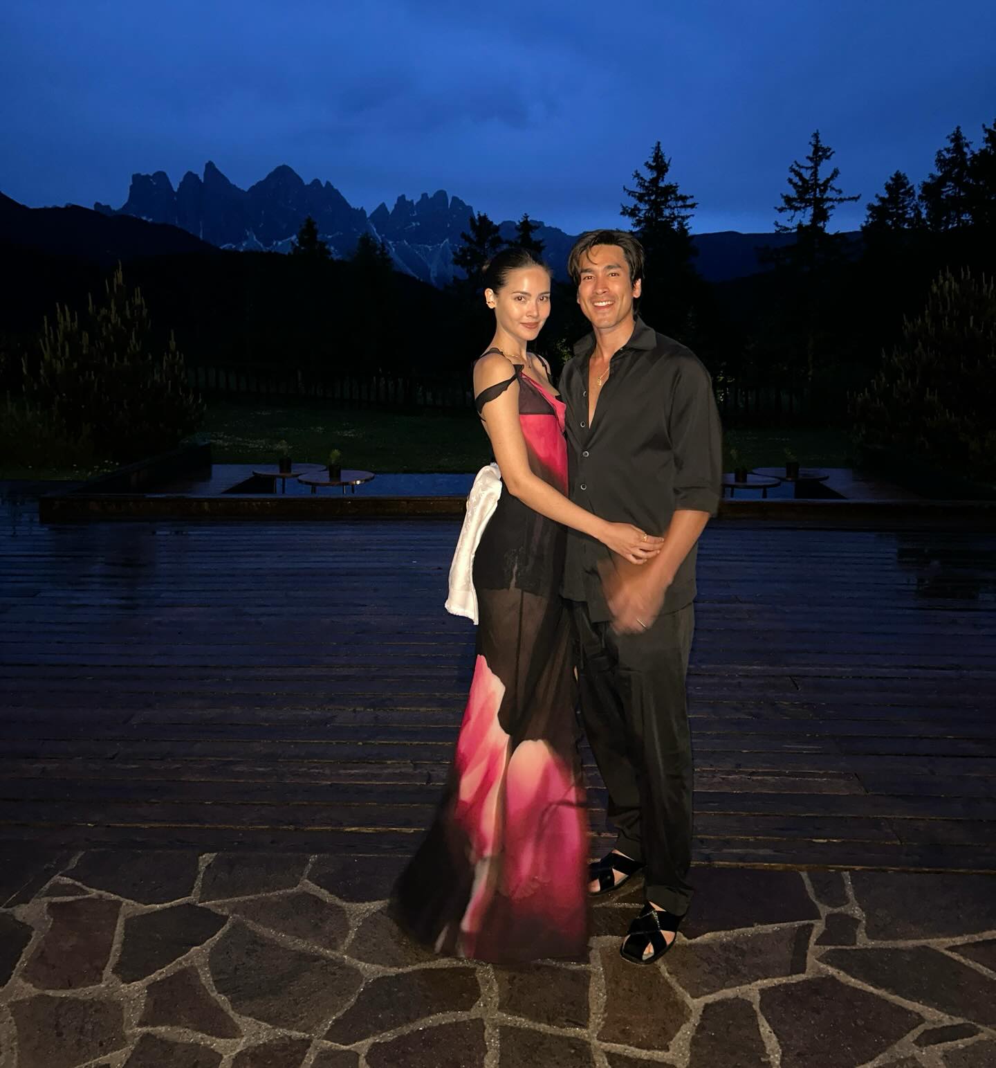 ญาญ่า อุรัสยา อวดชอตจุ๊บ ณเดชน์ คูกิมิยะ 