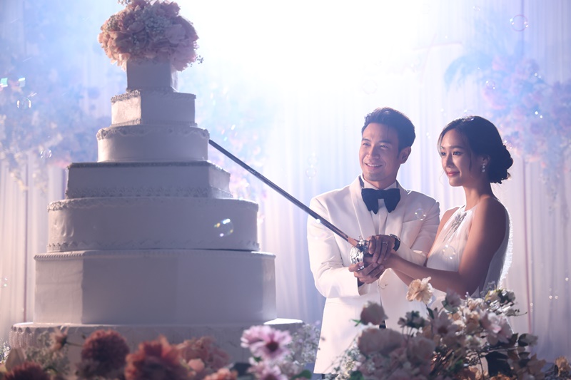 รักหักหลัง นักแสดง