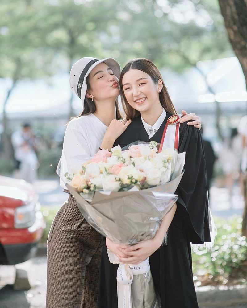 ต้าเหนิง กัญญาวีร์ รับปริญญา