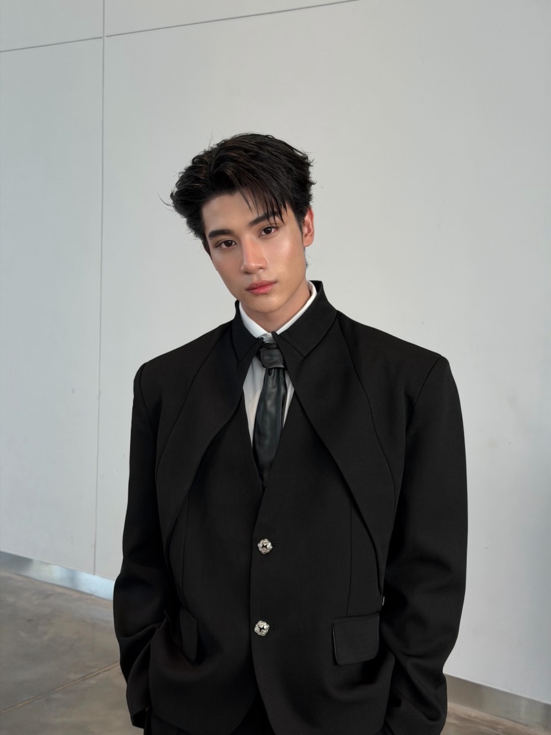 องศา ธีธัช ผลงาน