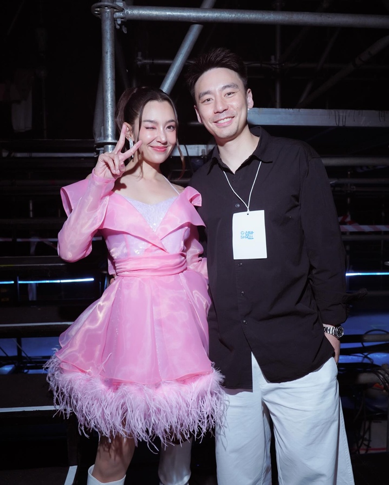 เบลล่า ฉลองหิมะแรกของปีกับ วิล 