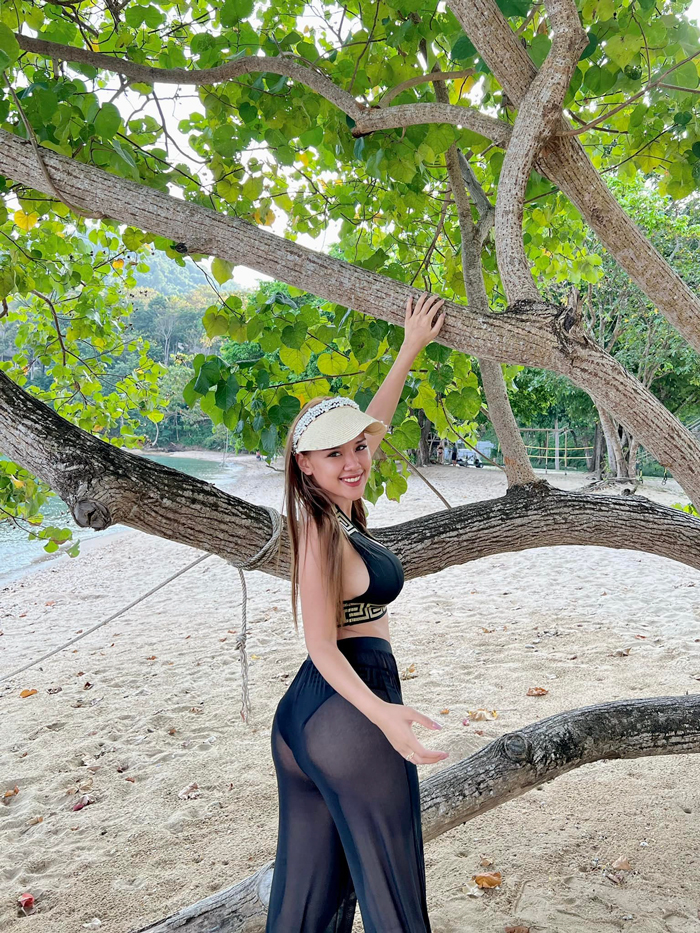 น้องจูน สุภิญญา ลูก เก่ง ลายพราง