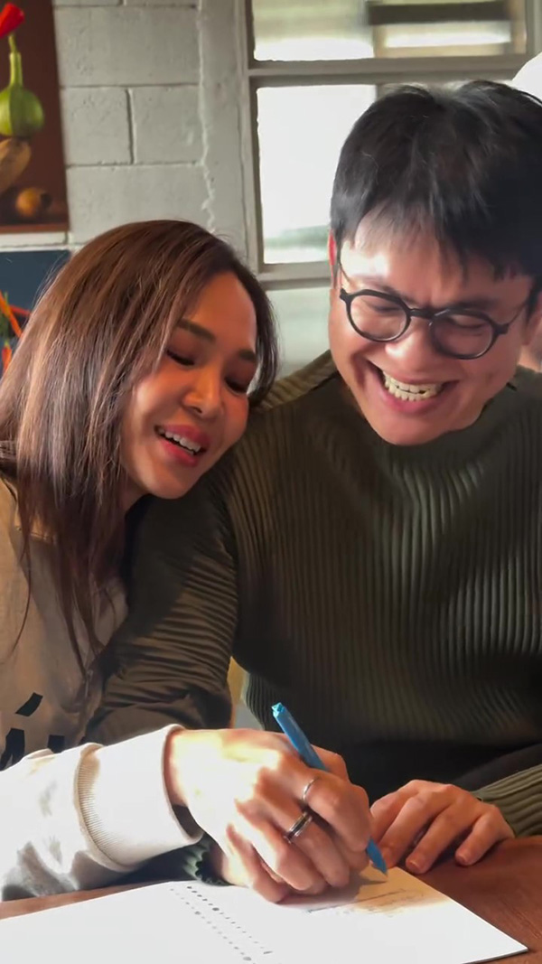 ซันนี่ โอปอล์ ปุ๊กกี้ รวมตัว ทีม ผกก. เซ็นสัญญาเขียนบท เนื้อคู่ฯ