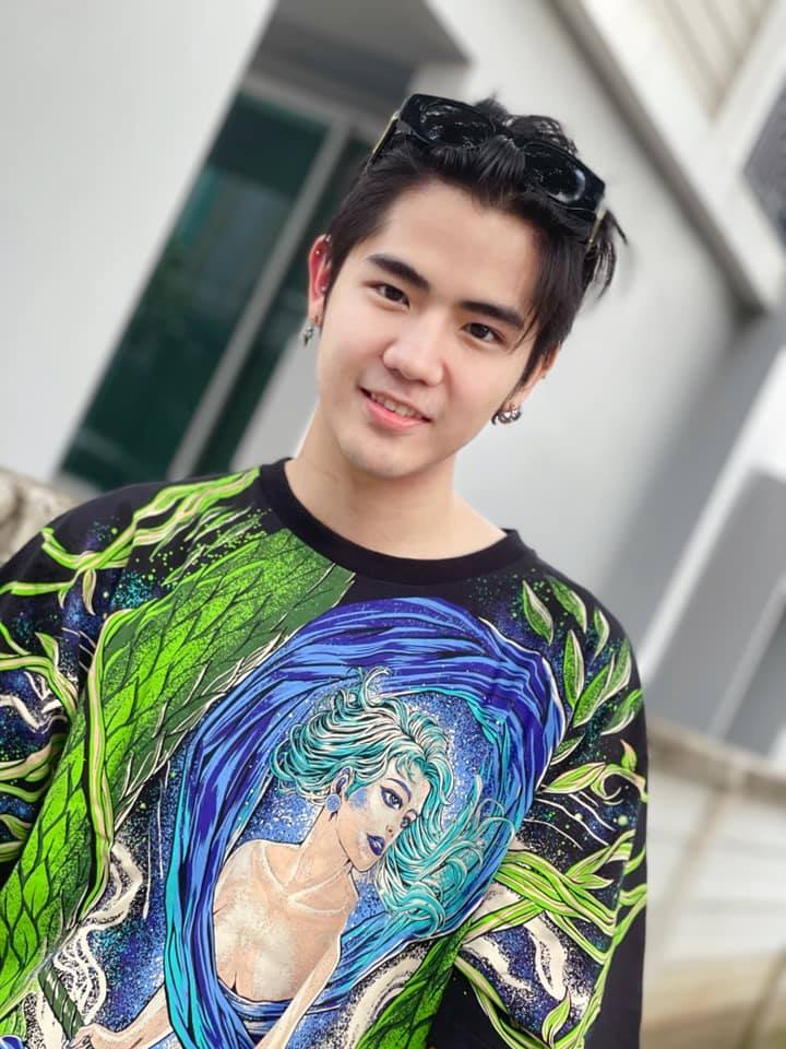 นิก คุณาธิป