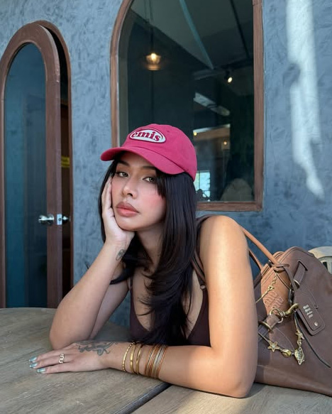 ประวัติ มิกซ์ เฉลิมศรี หรือ Badmixy นักร้องและอินฟลูเอนเซอร์สาวสุดแซ่บ