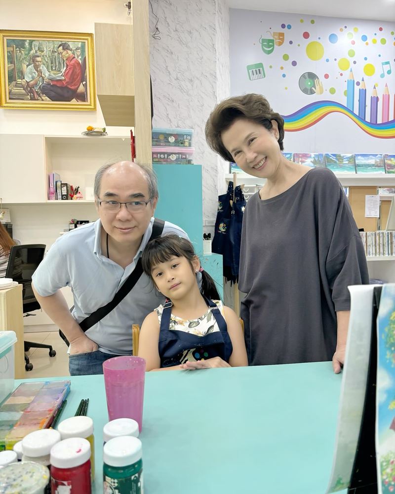 ดวงดาว จารุจินดา หน่อง พลากร 