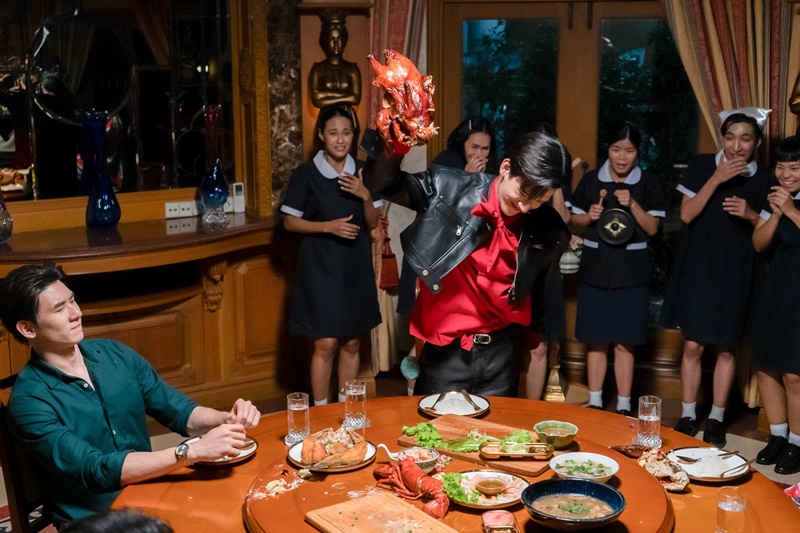 โปตัวปลอม เรื่องย่อ Me and Who ซีรีส์วาย