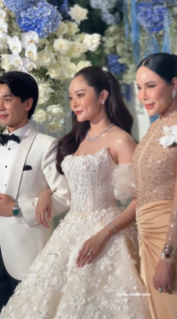 ภาพบรรยากาศ งานฉลองสมรสแก้มบุ๋ม พี่พีท 