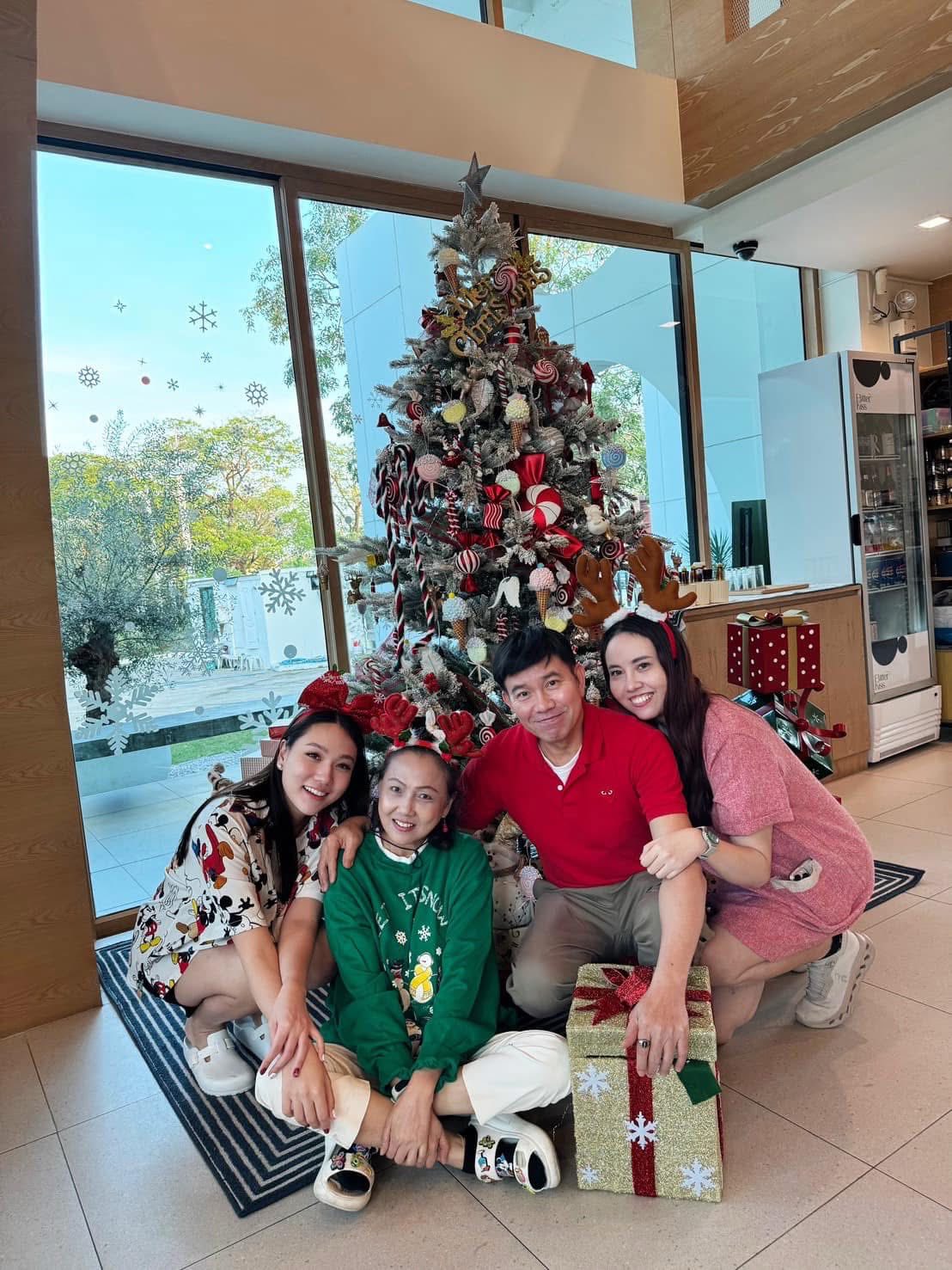 ครอบครัวบุญทอง