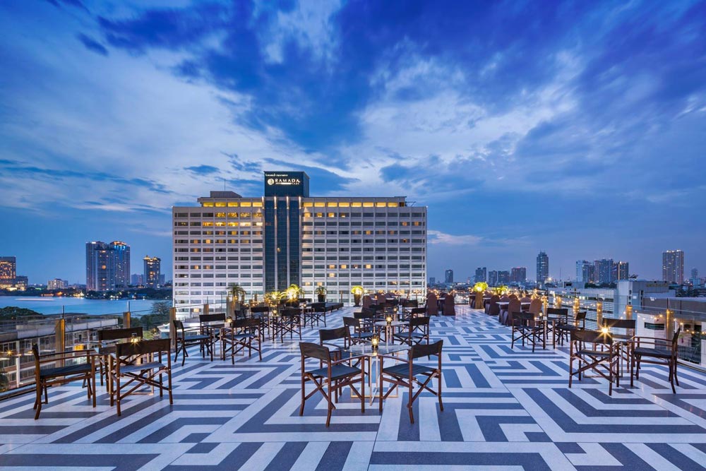 Top Knot ร้านอาหาร Rooftop กรุงเทพฯ