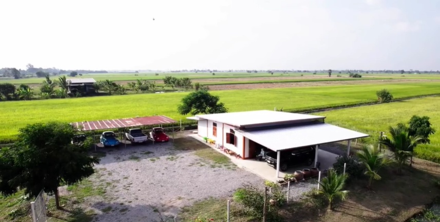 บ้านแดนนี่ ศรีภิญโญ