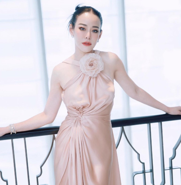 หนิง ปณิตา ประวัติ