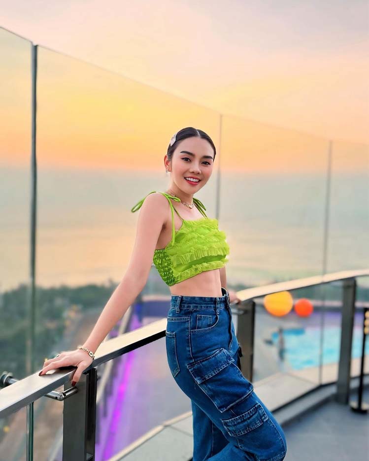 หลิว อาจารียา