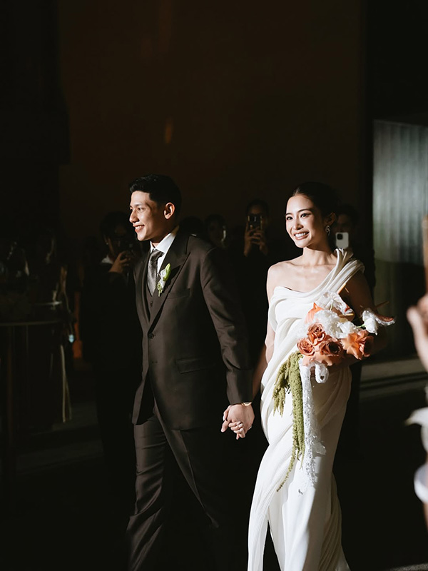 ภาพมายด์ ลภัสลัล  พาย สุนิษฐ์  ในงานหมั้น