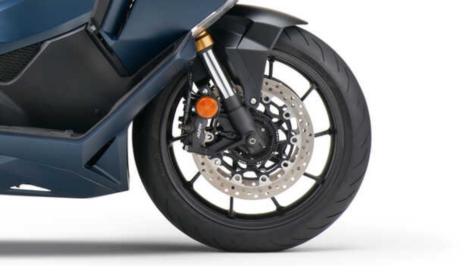Honda Forza 750 2024