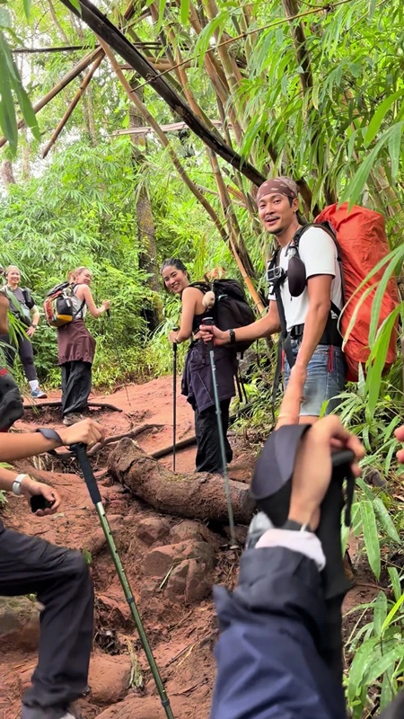 นิกกี้ ณฉัตร แซว ก้อย อรัชพร หลังเดินป่ากับ ท็อป