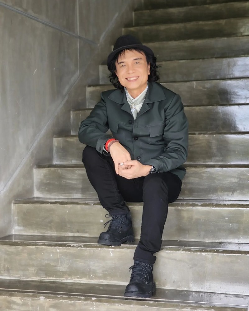 ครูสลา คุณวุฒิ