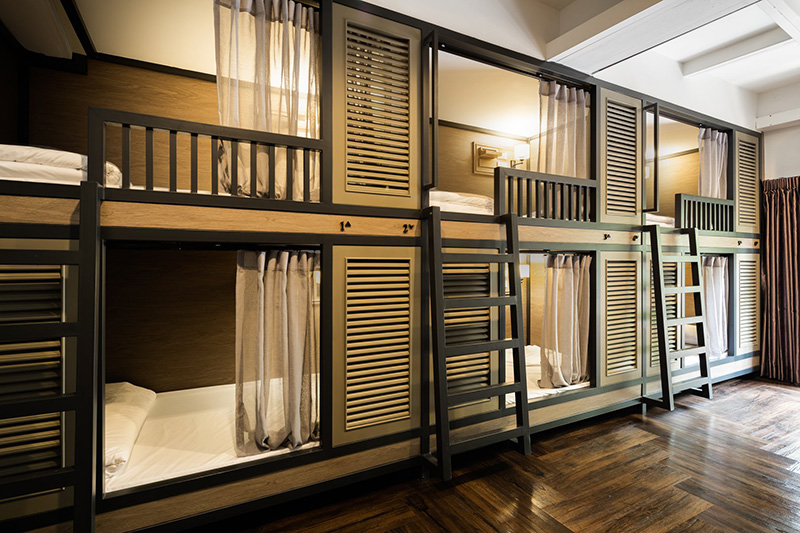 ห้องพักแบบ Dormitory Warm Window Silom