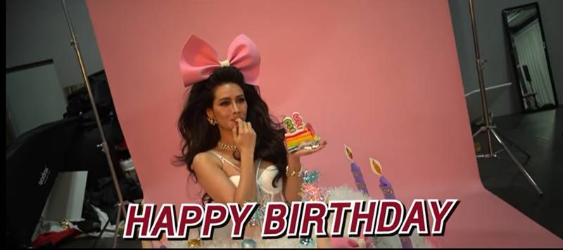 โม อมีนา ถ่ายแบบนู้ด