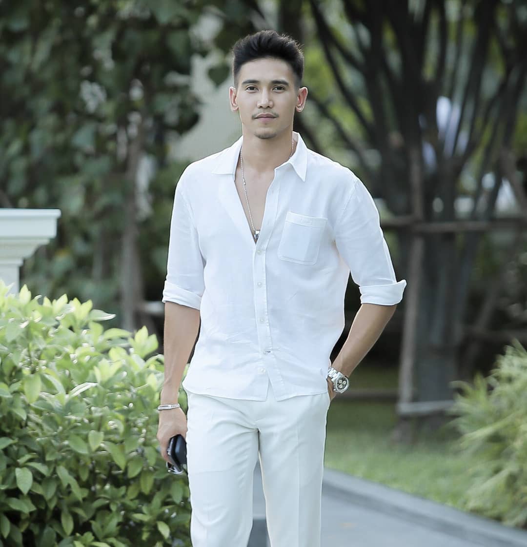 ก๊อต จิรายุ ประวัติ