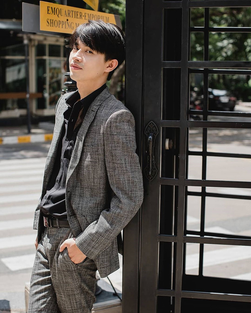 พี่ชาย แบมแบม 