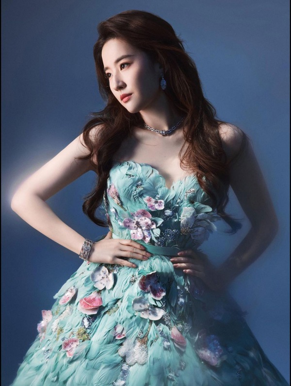 หลิวอี้เฟย liu yifei