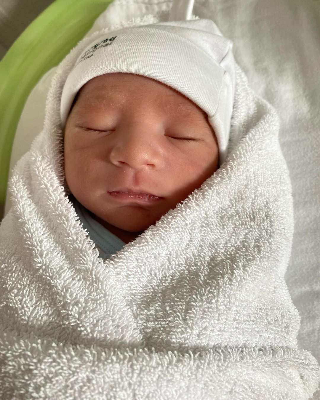 บุ้ง ใบหยก