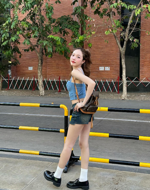 การ์ด ณัฐชยานันท์ แต่งตัวไปสยาม