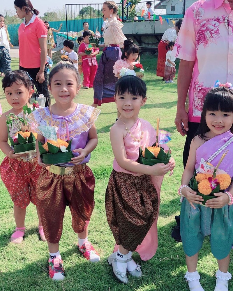 ลอยกระทง 2562