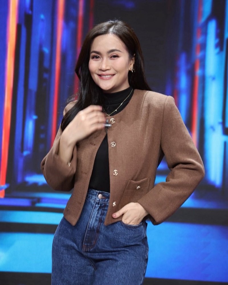 ก้านตอง ทุ่งเงิน ประวัติ